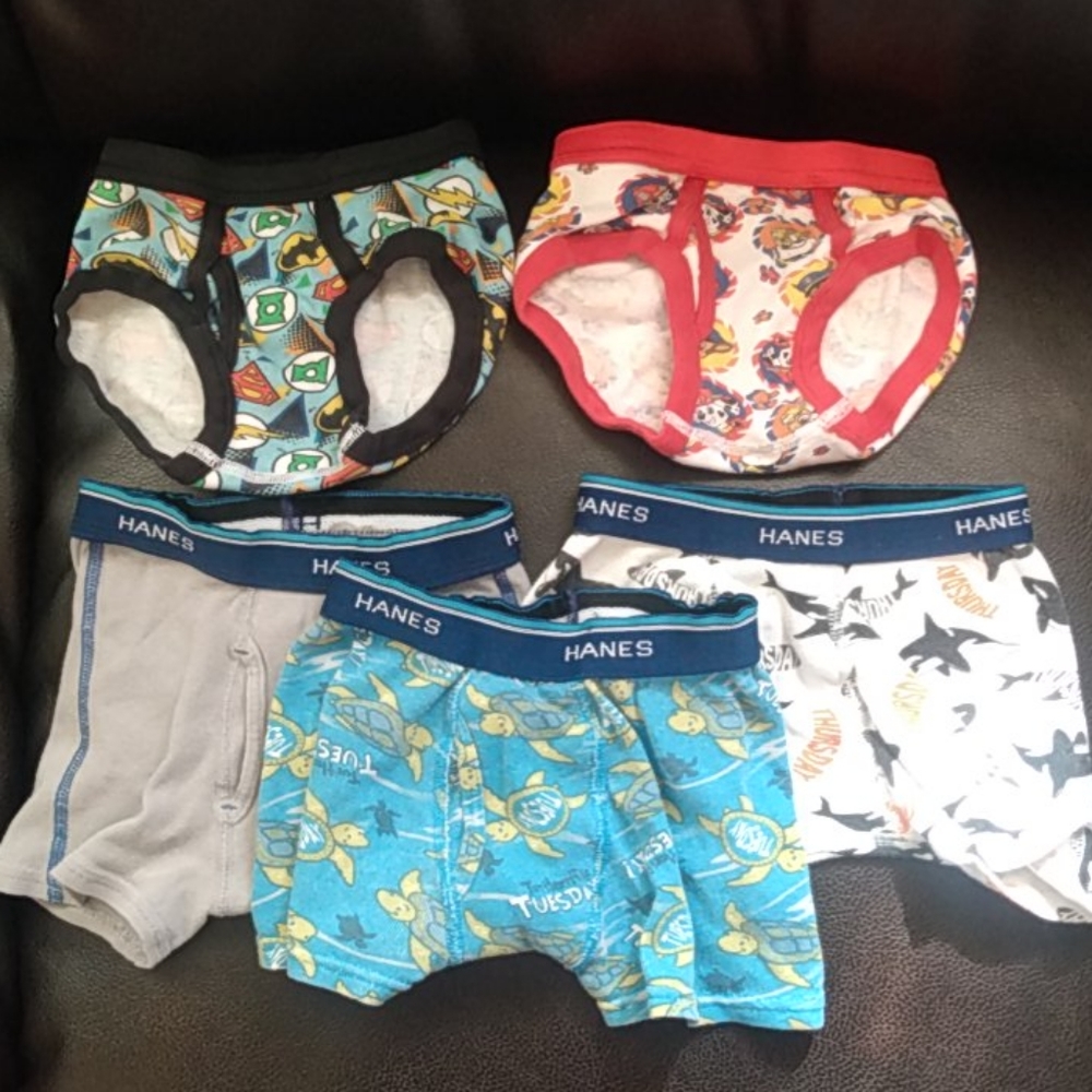 4T boys boxers